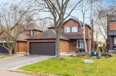 4384 Treetop Court Mississauga Ontario L5L 3M7