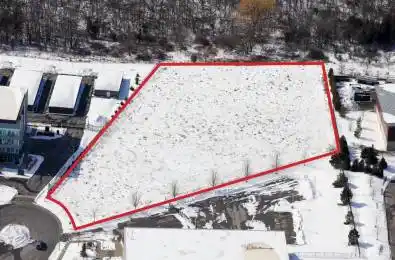 30 Pugsley Court Ajax Ontario L1Z 0L8