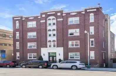 448 Spadina Road Unit# 404 Toronto C03 Ontario M5P 2W4