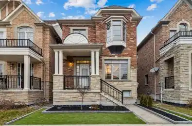 244 Paradelle Drive Richmond Hill Ontario L4E 0E4