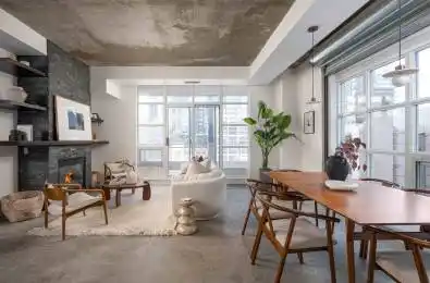 23 Brant Street Unit# 703 Toronto C01 Ontario M5V 2L5