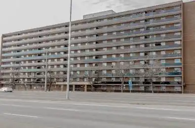 3533 Derry Road Unit# 905 Mississauga Ontario L4T 1B1