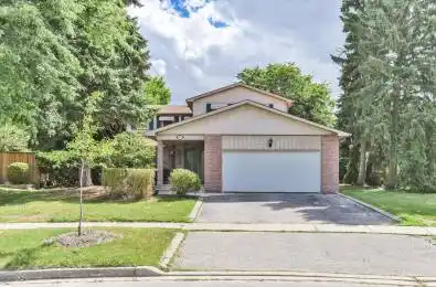 33 Kilchurn Castle Drive Toronto E05 Ontario M1T 2W3