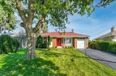 34 Argyle Crescent Brampton Ontario L6T 1N1