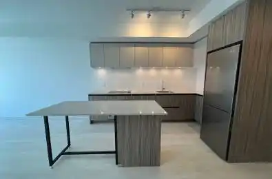 7950 Bathurst Street Unit# 1520 Vaughan Ontario L4J 0L4