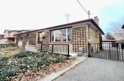 46 Woodlawn Avenue Mississauga Ontario L5G 3K6