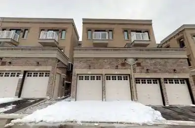 17 Jaffna Lane Markham Ontario L6C 1N7