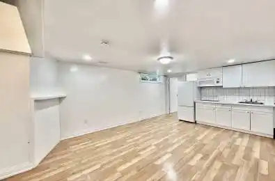 116 Cherrywood Drive Unit# BSMT 2 Newmarket Ontario L3Y 2X7