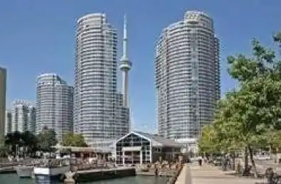 208 queens Quay Unit# 701 Toronto C01 Ontario M5J 2Y5