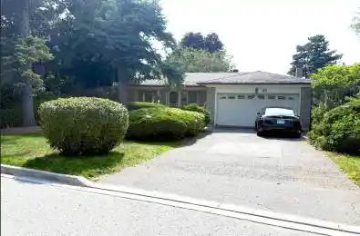 114 Babcombe Drive Markham Ontario L3T 1N1