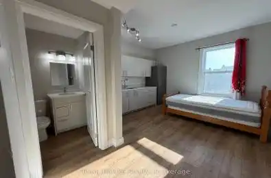 521 Bay Street Unit# 5B Midland Ontario L4R 1L2