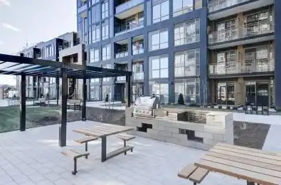 2333 KHALSA Gate Unit# 612 Oakville Ontario L6M 0X7