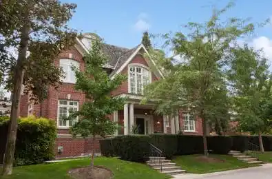 21 De Vere Gardens Toronto C04 Ontario M5M 3E4