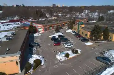 3045 Southcreek Road Unit# 53 Mississauga Ontario L4X 2S6