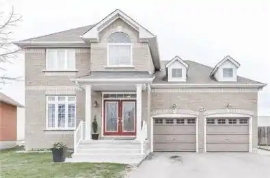 217 Flagstone Way Newmarket Ontario L3X 2Y2