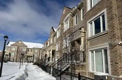 3135 Boxford Crescent Unit# 9 Mississauga Ontario L5M 0X1