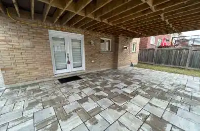 70 Juglans Crescent Whitchurch-Stouffville Ontario L4A 1S5