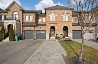 16 True Blue Crescent Caledon Ontario L7E 4K6