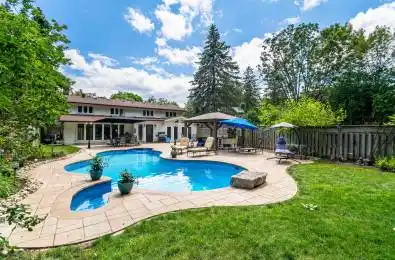 1117 Springhill Drive Mississauga Ontario L5H 1N2