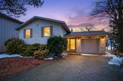 4084 Bluepoint Drive Plympton-Wyoming Ontario N0N 1J6