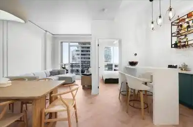 4011 Brickstone Mews Unit# 621 Mississauga Ontario L5B 0J7