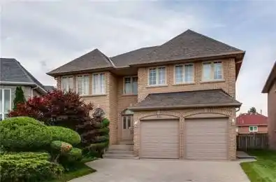 22A Avonlea Place Richmond Hill Ontario L4B 3N8