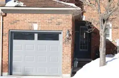 2 Mary Gapper Crescent Unit# 24 Richmond Hill Ontario L4C 0J4