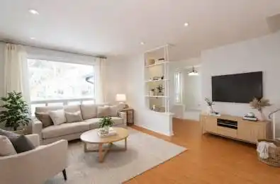 22 Knowles Crescent Aurora Ontario L4G 1Z7