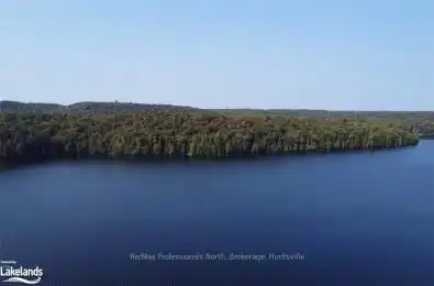 1448-3 WEST OXBOW LAKE Road Lake of Bays Ontario P1H 2J6