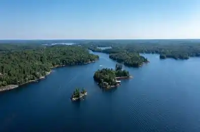 1 B721 Galt Island The Archipelago Ontario P2A 2X4