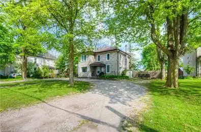 332 Queen Street Cambridge Ontario N3C 1G8