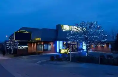 649 MAIN Street Hamilton Ontario L8S 1A2