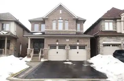 21 Ouellette Drive Whitby Ontario L1P 0E3