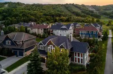 106 Manitou Court Blue Mountains Ontario L9Y 0B6