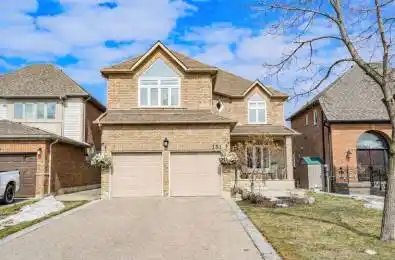 181 Thicket Crescent Pickering Ontario L1V 6S8