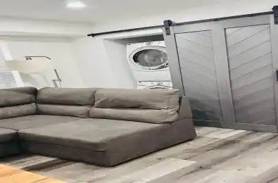 1873 Dalhousie Crescent Oshawa Ontario L1G 8C4