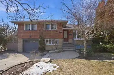 118 Applewood Crescent Whitby Ontario L1N 2E7