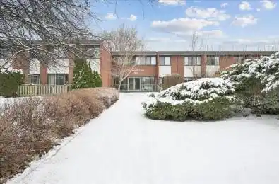 1230 Gripsholm Road Unit# 17 Mississauga Ontario L4Y 2G9