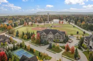 27 Beaver Street Unit# 207 Blue Mountains Ontario N0H 2P0