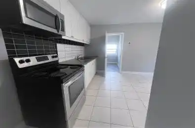 2 Thornton Avenue Unit# 1 Toronto W03 Ontario M6E 2C9