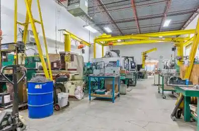 2430 Lucknow Drive Unit# 11 Mississauga Ontario L5S 1V3