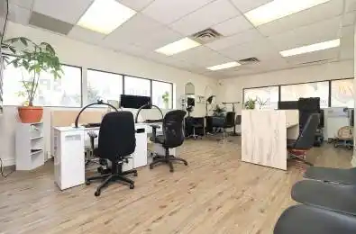 3702 Kingston Road Toronto E08 Ontario M1J 3H3